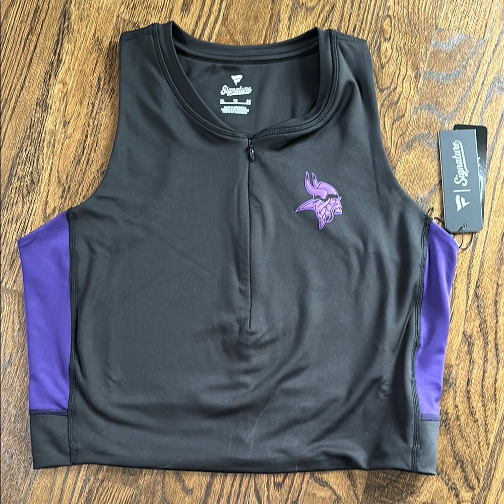 Signature Women's Black and Purple Top
